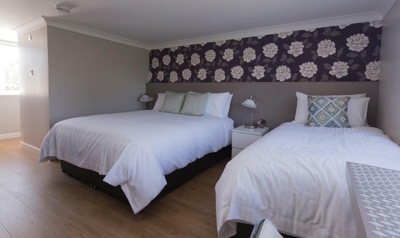 Bentleys Coast And Country B&B Лимингтон Экстерьер фото